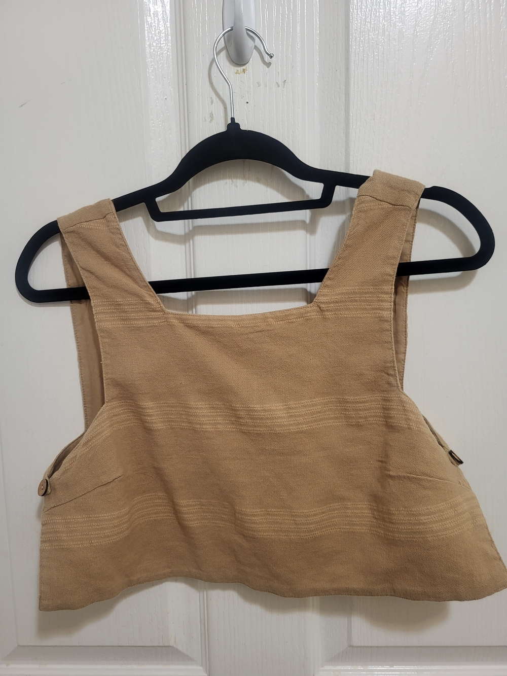 Women’s Crop Tank Top in Tan